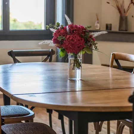 La Maison D'a Cote 게스트하우스 *