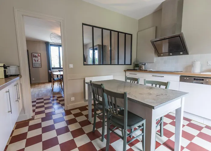 La Maison D'à Côté *